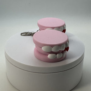 Vampire Teeth Fidget Clicker 3D Print