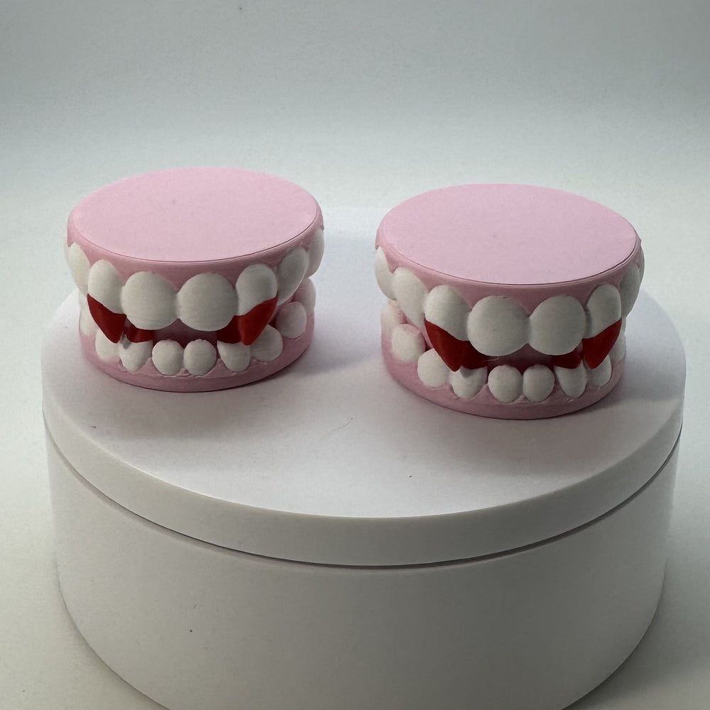 Vampire Teeth Fidget Clicker 3D Print