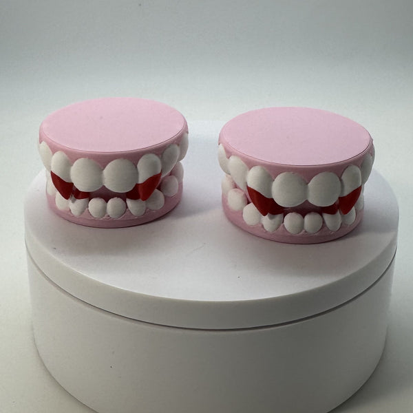 Vampire Teeth Fidget Clicker 3D Print