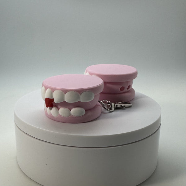 Vampire Teeth Fidget Clicker 3D Print